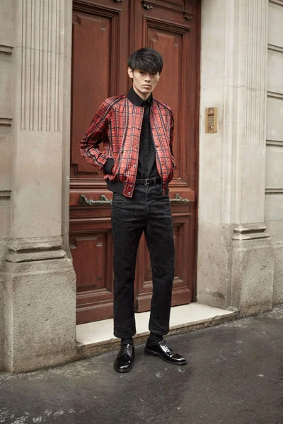 Look 22